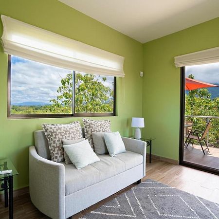 Villa Kiskadee - Beautiful Mountain Views With Private Pool Quepos Extérieur photo